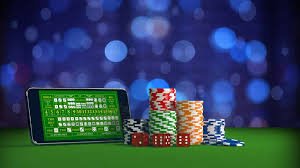 Dokumen lisensi domino di meja kerja